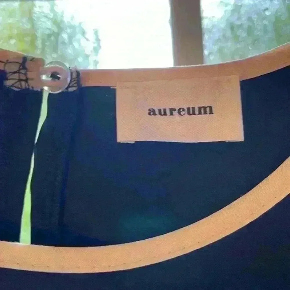 AUREM Black Blouse Women Medium Flowy NWOT, purchased at boutique, ruffles - Picture 3 of 9